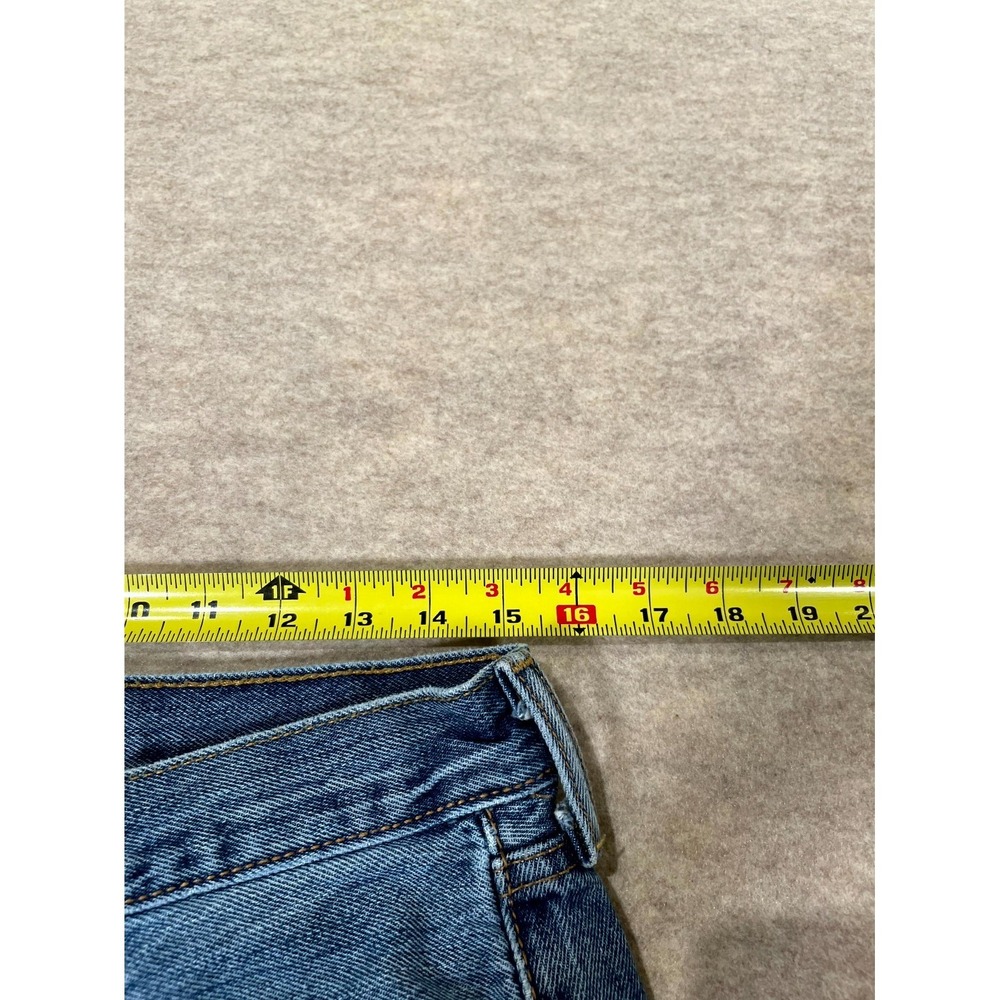 Levi's 501 Authentic Original Fit Jeans Mens 32x30 Blue Denim Cotton Button‎ Fly - Picture 13 of 16
